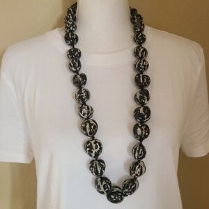 kukui nut lei necklace black white tiger hawaiian vintage style tribal boho